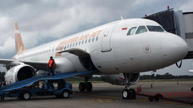 Siapa Pemilik Super Air Jet? Maskapai yang Bikin Basah Kuyup Penumpang ...